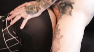 Spider-chick Dicked From Behind And Standing Oral Sex