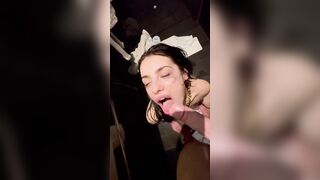 LUX CHICK NOT SOBER DRINKING URINE SMOKING AND FUCKING HER MOUTH INSIDE THE SHOWER