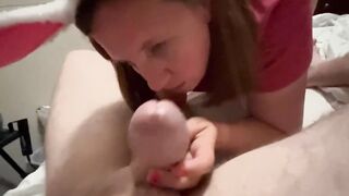 Pawg Mom ex-wife sucking off my cock for Easter