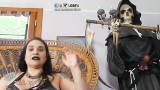 URBEX NOVELA - MOSTRO IL MIO CULO SODO AGLI HATERS