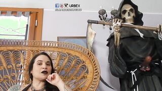 URBEX NOVELA - MOSTRO IL MIO CULO SODO AGLI HATERS
