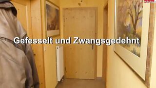 deep inside Daisy - Gefesselt und zwangsgedehnt