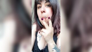 Babe bbw cunt with mouth smoking
