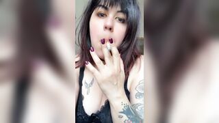 Babe bbw cunt with mouth smoking