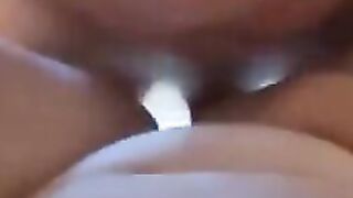 Le plombier me baise avec sont gros tuyaux