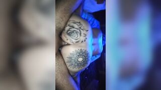 Huge Booty with nice tattoo - Tinder sex date