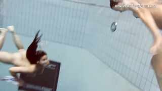 Iva and Paulinka enjoy swimming together