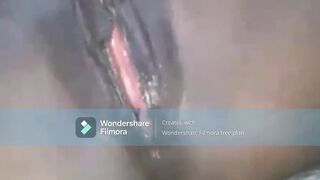Masturbation d'une sénègalaise excitée.