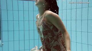babe dark hair long boobs Krasula Fedorchuk swimming