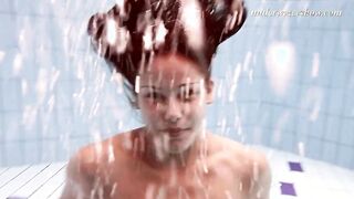 Paulinka mega crazy sexy huge boobies underwater 18