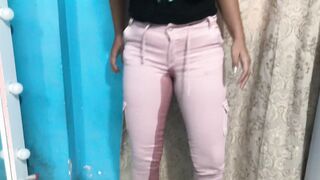 I wanted to endure more but I exploded inside my pink leggings tell me if you like it so well