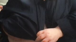 Freaky BBW takes off shirt to play with long jugs