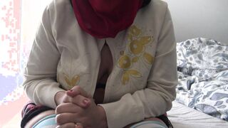 ARAB CUNT WITH MOUTH SQUIRTING تلميدة شرموطة قحبة تنيك وًتجيب الشهوة جامد