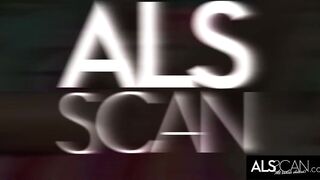 Slender teens Yo Aria Haze Masturbates with Glass Sex Vibrator and Sex