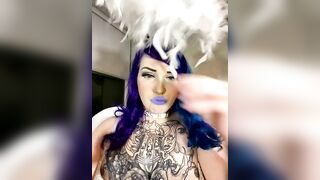 Thicc Tatted Queen Sex Vibrator and Plug