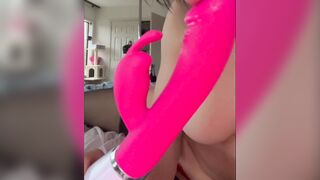 HOT DARK HAIR STRIPPING AND TOUCHING HERSELF TILL SHE SQUIRTS