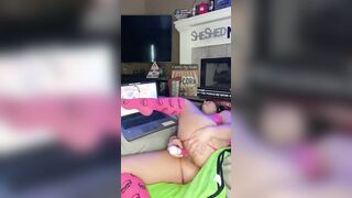Mommy watching porn 