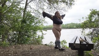 Crazy Sexy Cutie bbw stripping inside outside for you