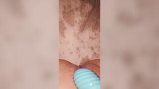 Solo masterbation with MILF (she squirts)