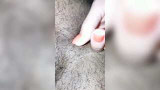 wifes loves to finger hubby