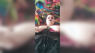 BBW Hoe Plays With Her Nipples