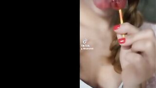 Chupetin + Tiktok = xxx me chupo todo el chuepetin bien mojadita.. Lollipop + Tiktok 1/2