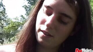 BBW bitch offer oral sex inside three-way outside