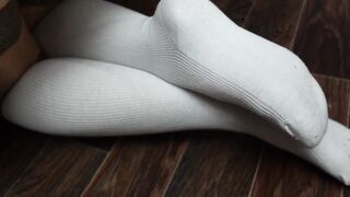 Вound college girl inside tights and knee socks feet bdsm Связанная в школьной форме школьница