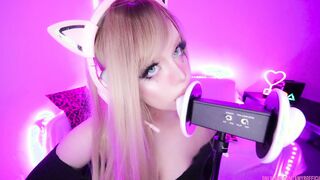 KAWAII HUGE JUGS CUNT WITH MOUTH TRIES TO SPEAK SPANISH