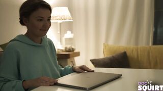 DocSquirt - She received a lot of new and unforgettable