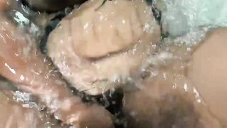 I boned my GF into my parents' bathtub (fetishes) see