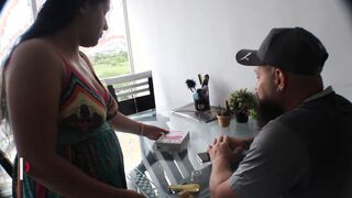 My stepmother's bimbo loves to masturbate with dildos - Spanish porn