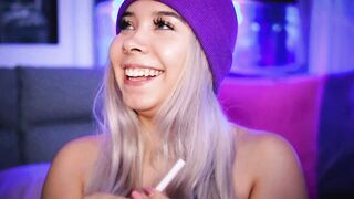 Colombian blonde give her BF a bj while smoking for