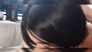 ADOLESCEN Pompino da una ragazza cù bella | Gola profonda cum'è un prufessiunale Ruvida è prufonda