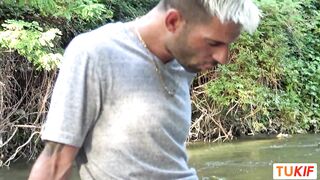 Outdoor Doggy Style Fuck for a goddess French women
