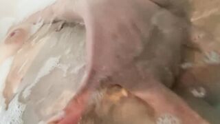 Fingered myself into the bath tub