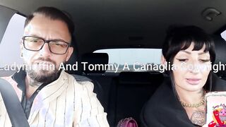 They have sex into the vehicle