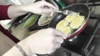 mom Goddess Mommy Frina continues Naked Cooking. Today inside her