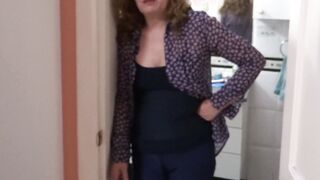 Pretty older 58 years mature masturbates with her big sex toy