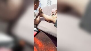 May toes lickin two