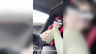 SHE WANTS TO GIVES ROAD ORAL SEX