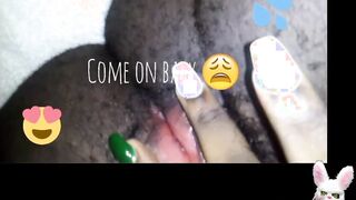 Lonely Vulgar Chubby bimbos Finger Fuck Her Unshaved Soak Pum Pum and Masturbates 