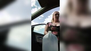 **Public*** Long Boobs cougar Flashing Breasts While Loading Groceries xxMissSwitchxx
