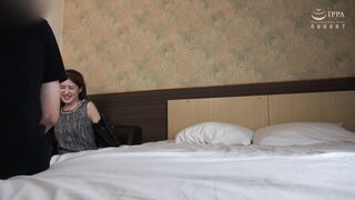 Real SEX Negotiation with Callgirl! Pushed this New Naive Callgirl