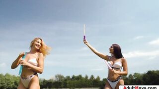 AdultMovs.com - Sarah Adorable n Cherry Kiss outside licking