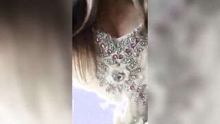 Pakistani chick performance on melons and twat