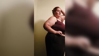 Bombshell strip tease