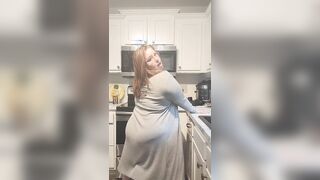 REAL MILF fucks broom while cooking