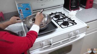 Cooking Upskirt