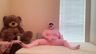 Pink Zentai BBW masturbating